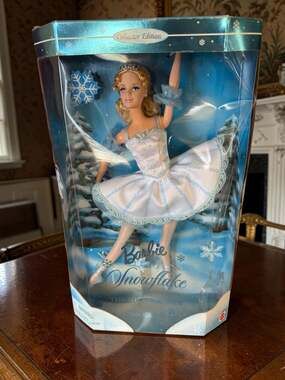 Barbie as Snowflake in The Nutcracker Classic Ballet Series Collector Edition